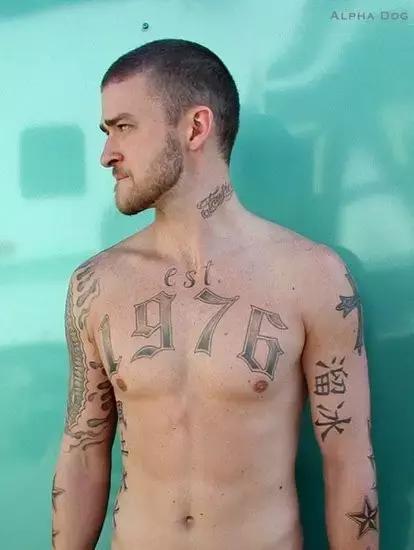 外国人把“酱油”穿在身桑,时尚界都流行用中文装逼啦!