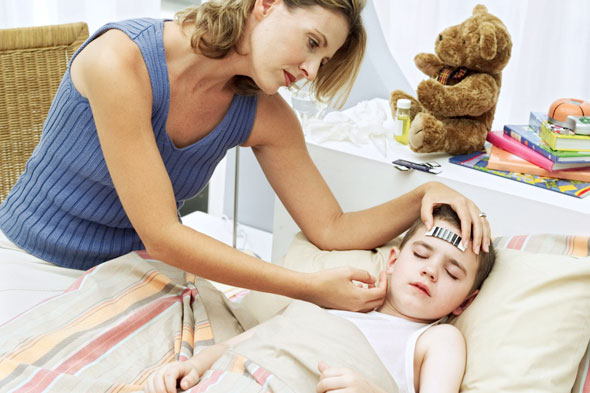 新生儿发高烧的最佳处理方法,新生儿怎么避免高烧