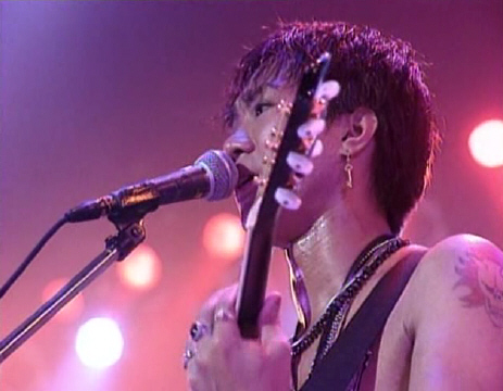 一个摇滚歌手的独白,摇滚歌手黄家驹简介