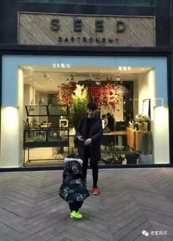 乍看是“高冷”、再看是“暖男”，承德小伙河北电视全能主持