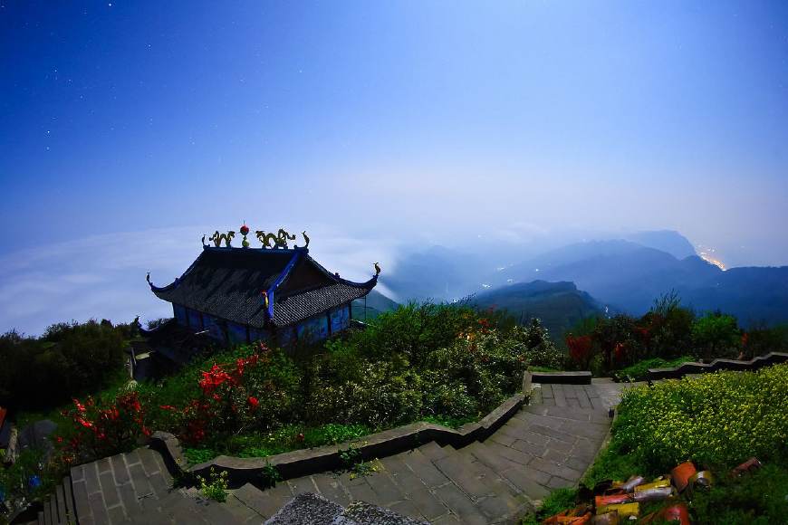 华蓥山地名,华蓥山的由来