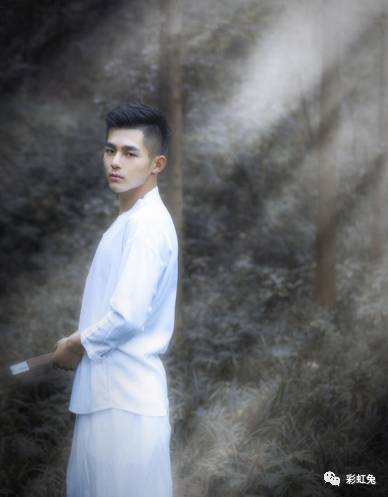 湖南长沙霸道gay:不是我的就霸点蛮,一样也会属于我