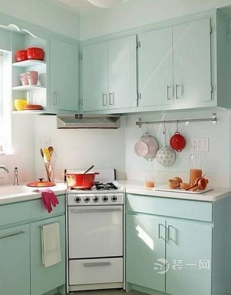 橱柜高光门板的优缺点,橱柜吸塑门板的优缺点