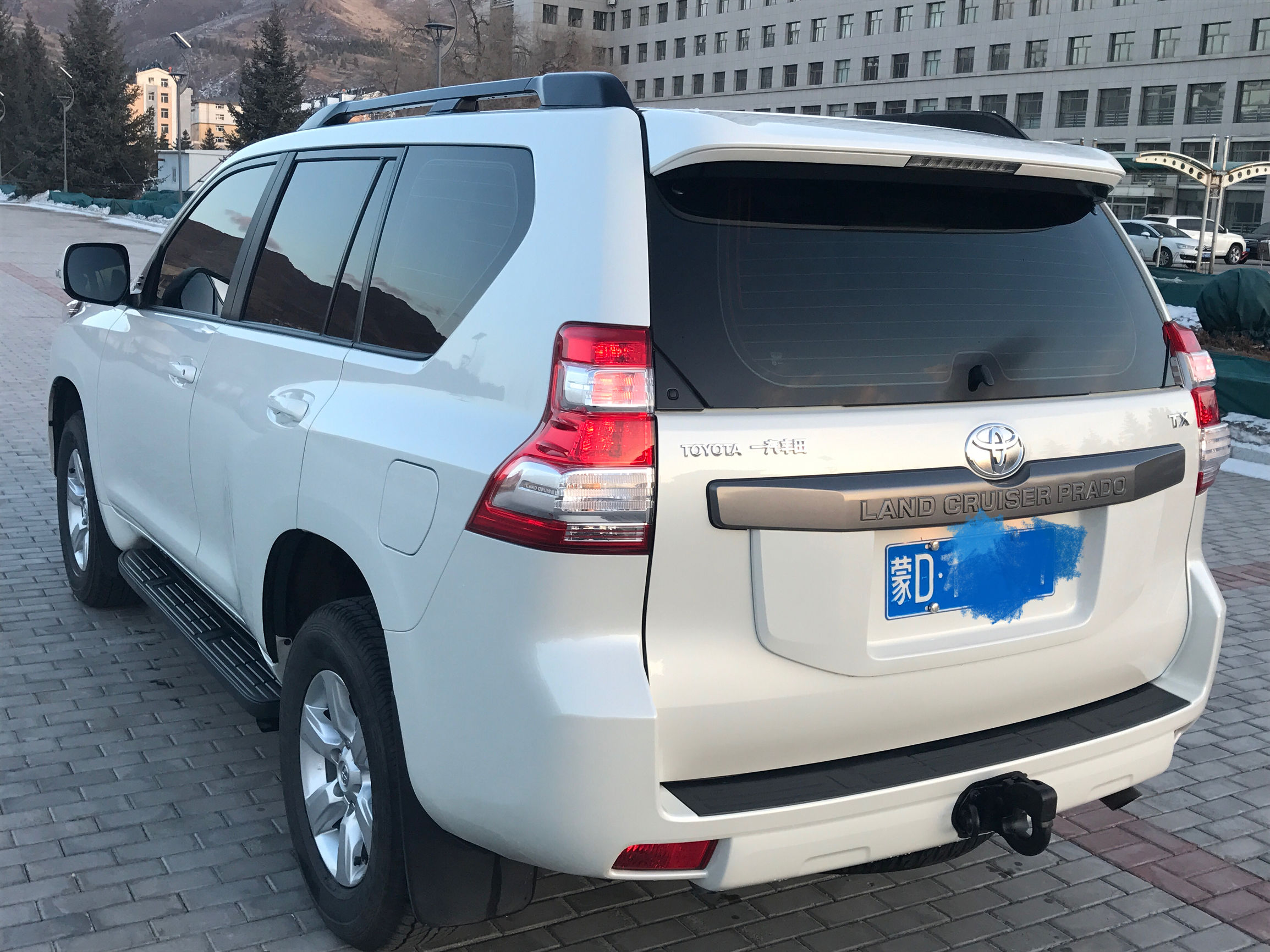 普拉多2700绿皮5座,普拉多2700和普拉多4000驾驶感受