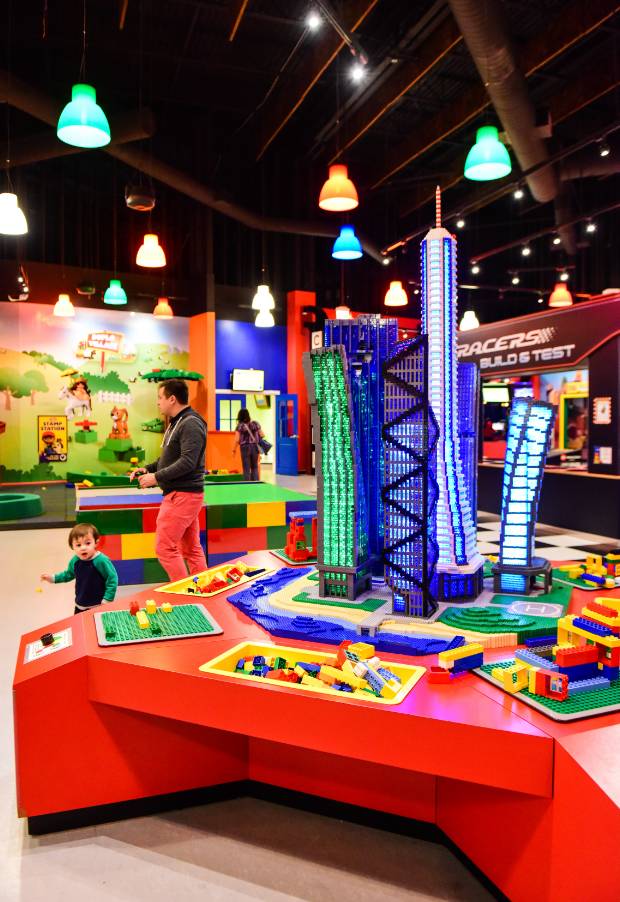 逛老街、扔斧头、高空行走!这样的多伦多,你爱吗?