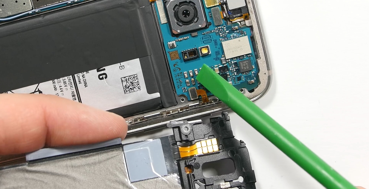 三星s7edge拆机修电源键,三星s7edge拆机视频