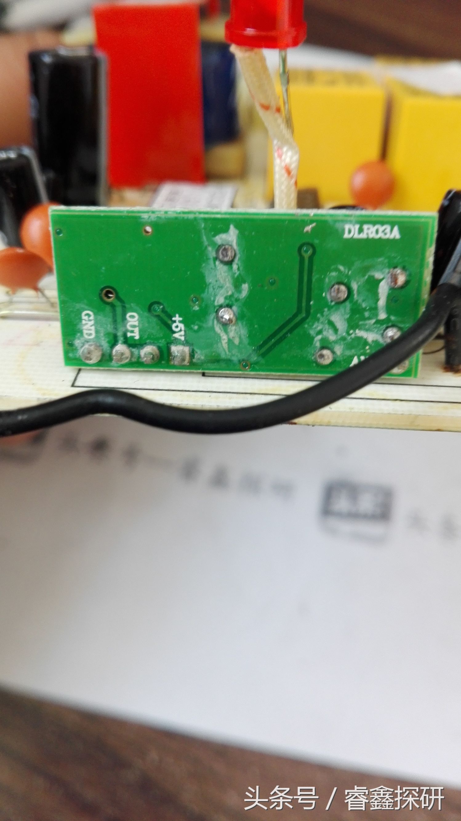 电动卷门遥控器最多配多少个,电动卷闸门遥控器怎么对码