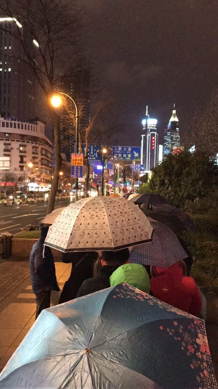 鲍师傅喜茶排队,喜茶全口味测评