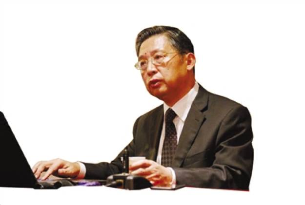 这位老师牛了，老师们不妨都向他学学中医｜教师养生