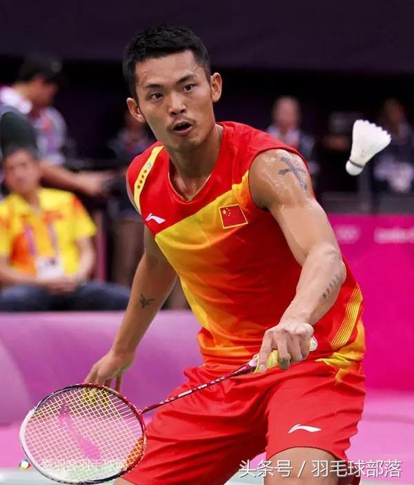 150左右均衡偏进攻的羽毛球拍,中杆偏硬的进攻羽毛球拍