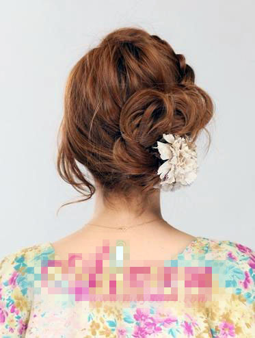 梨花头怎么扎好看,梨花头怎么扎显脸小