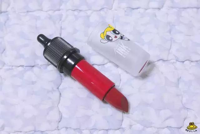 悦诗风吟控油粉饼,控油效果好的蜜粉饼