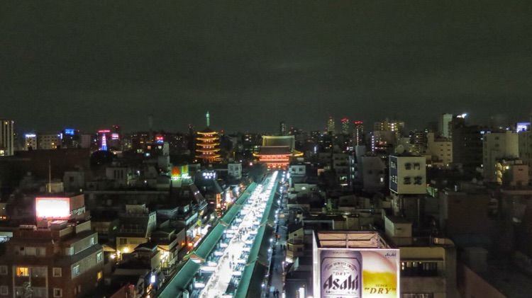 旅行是孤独的人在寻找的方式,旅行是我一辈子都愿意做的事