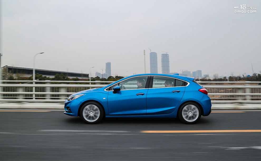 两厢车推荐科鲁兹,全新科鲁兹两厢车