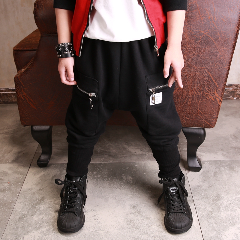 灯芯绒哈伦裤上搭配的卫衣儿童,哈伦裤搭配什么上衣冬季儿童