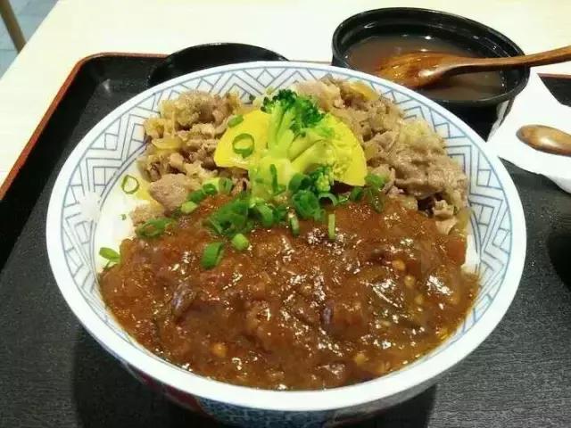 广州人均几十元吃到扶墙走的火锅,人均不到20就能吃撑的老店铺