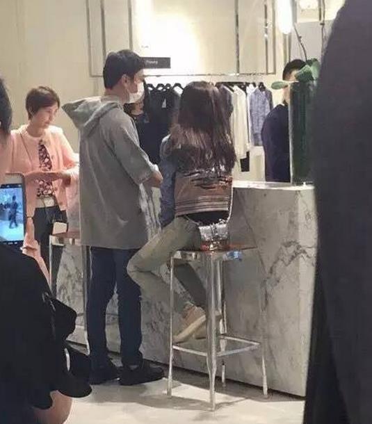 王思聪豆得儿甜蜜,豆得儿张小蒙王思聪