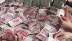 结婚把新郎官给整了,新郎被整太过头的视频