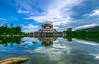 “她经济”掀春游小高峰