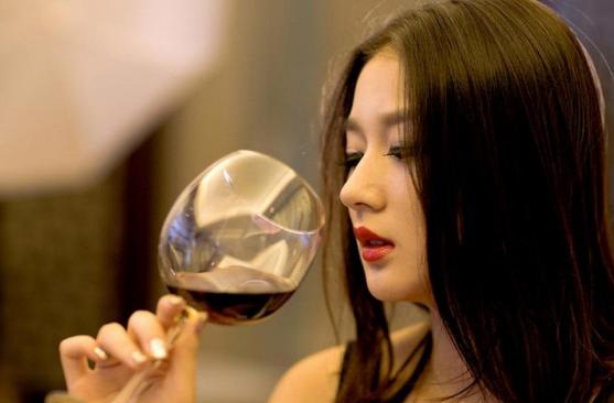 喝不完的红酒做什么好,喝不完的红酒有何用