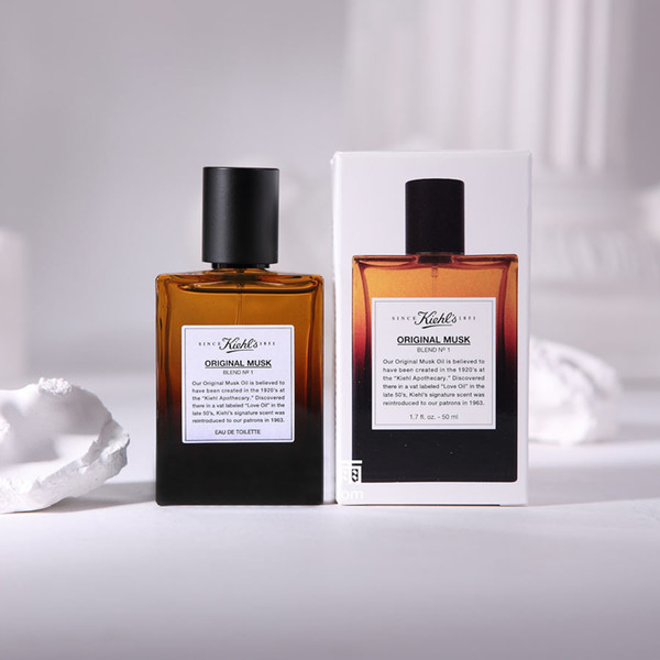 最受欢迎的香水排行男士,范思哲香水男女都能用