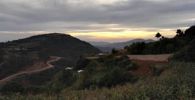 昆明十峰梁王山登山详细攻略,昆明十峰大尖山