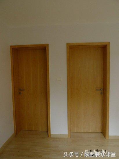 带天井的木头老房子,60平老房子一楼带院子