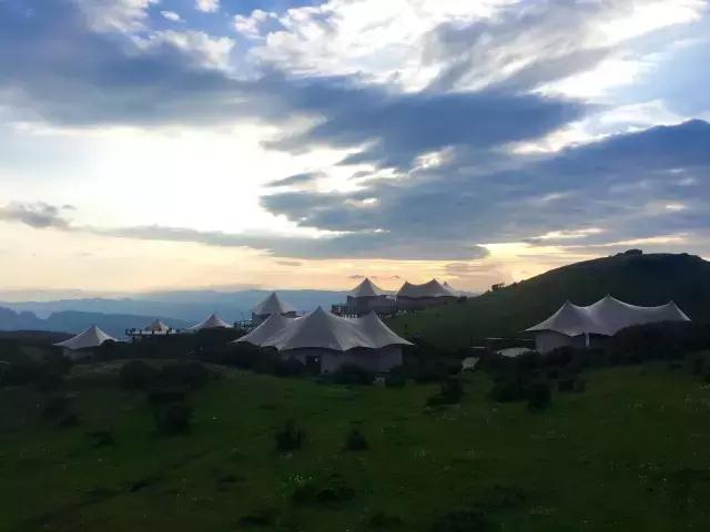 鑹绌轰腑瑙傛櫙,鑹澶╃┖涔嬪瀹㈡爤