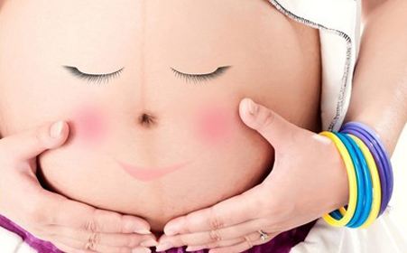 孕妈妈怀孕准爸爸孕吐,准爸妈在孕期注意什么事项