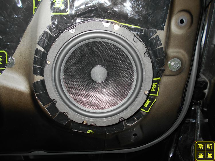 日产途乐汽车音响改装店,北京尼桑途乐音响改装案例