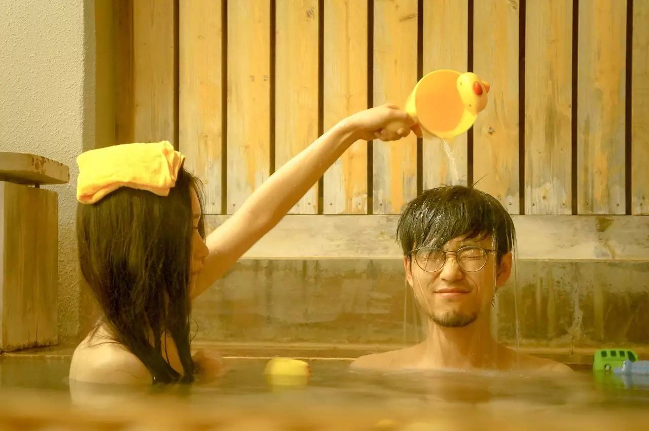 您的《旅行自拍秘籍》到货，请签收！