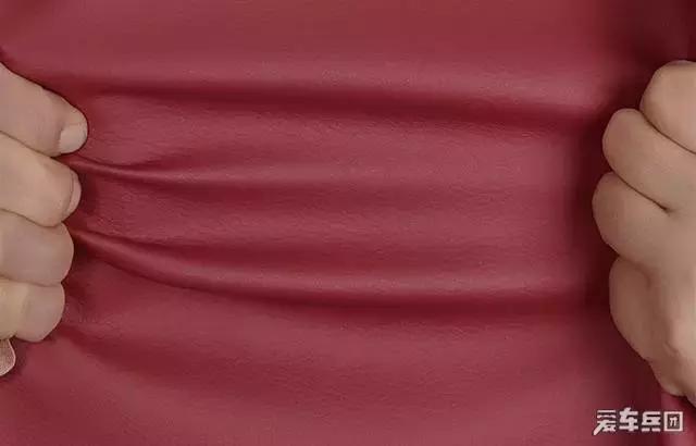 织物座椅和真皮座椅哪个好,皮织物混搭座椅要不要加真皮座椅