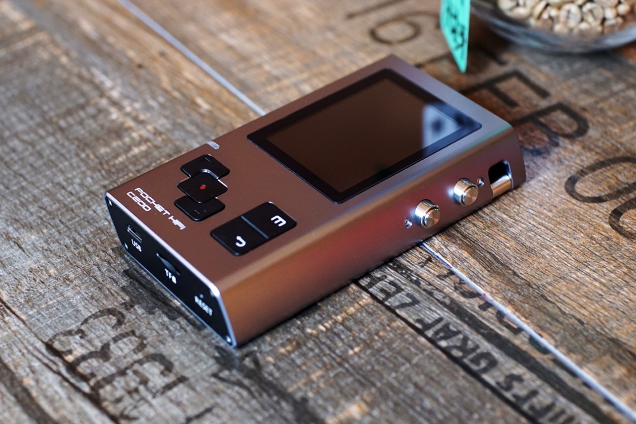 如果说哪个*放播**器更纯粹,那么七彩虹C200应该算是一个