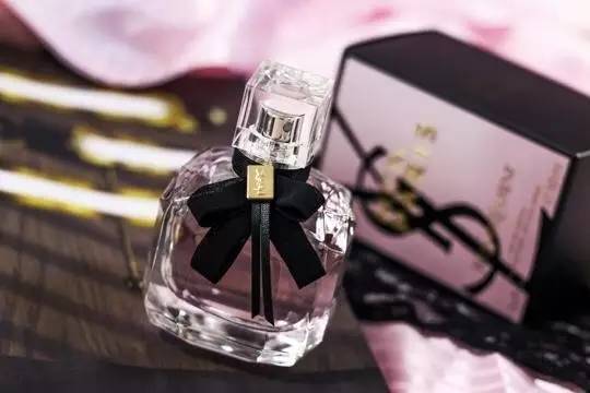 直男评价斩男香,直男眼中的斩男香