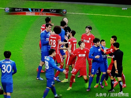 外媒评价中超vs申花,申花1比2秦升