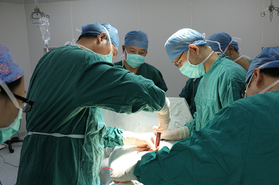 肝硬化只有等死这一条路吗,肝硬化腹水是不是就等死了