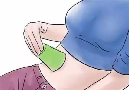 肚脐眼里的泥又多又硬能不能抠,肚脐眼的泥抠下来有什么事