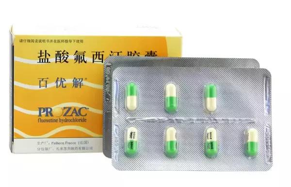 狗狗吃人的药会中毒吗,狗狗吃人用药吗