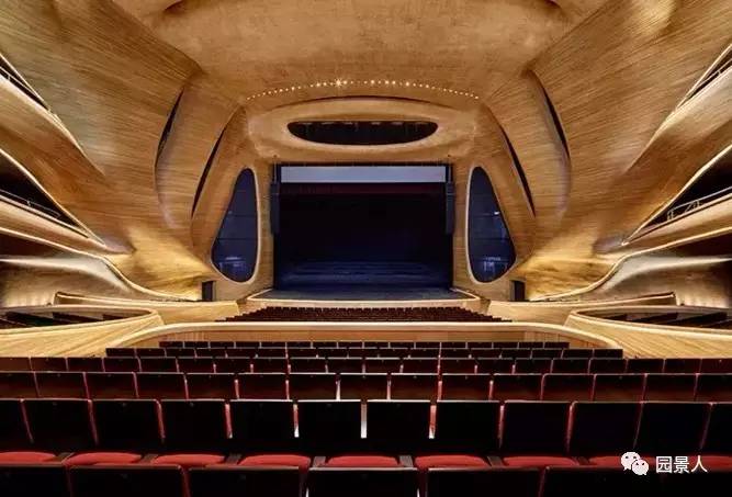 建筑师马岩松简介,中国著名建筑设计师及作品