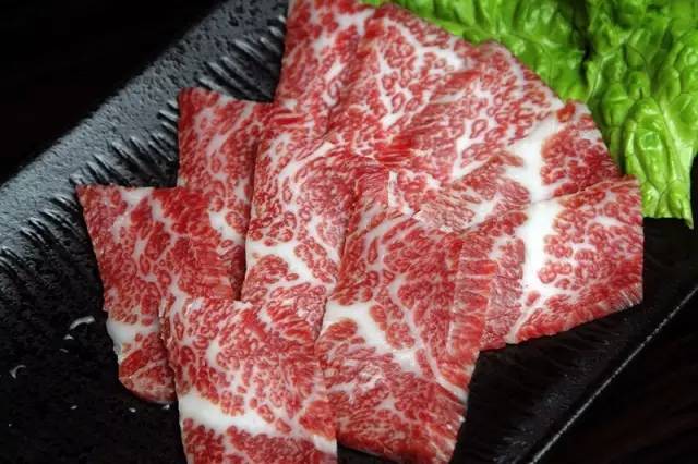 饕餮地铁线｜上海地铁3号线天天坐，原来一路上有这么多美食！坐着地铁一路逛吃！