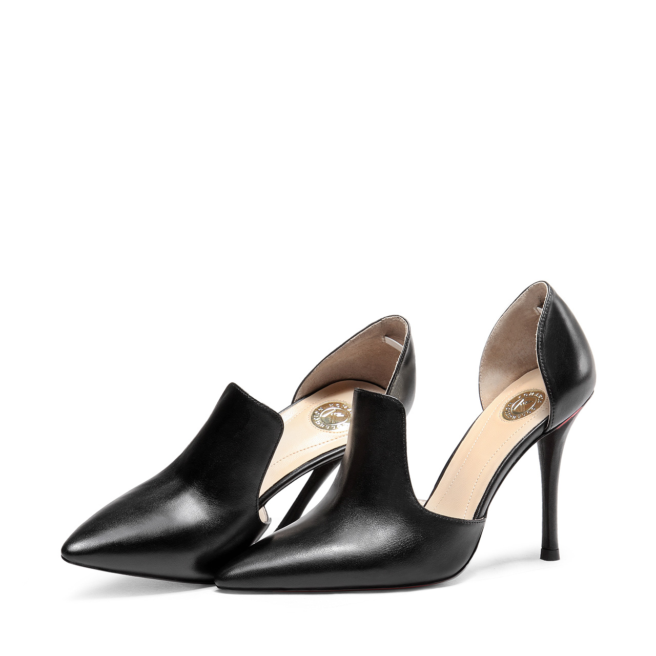 有一种时尚叫根本看不懂,能穿出高级感的时尚品牌