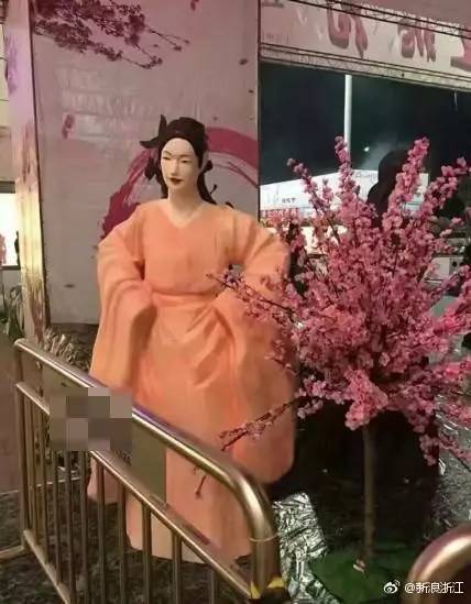 吸毒送外卖,断腿还裸贷……知乎1人分饰244角答题被封