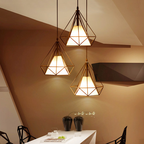 新家怎么装饰看起来比较温暖,自己的卧室应该怎么装饰