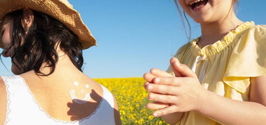 护肤品涂得越多效果越好吗,护肤品涂抹几层最有效