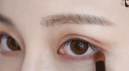 手残党第一次怎么画眼线,新手眼线教程手残党一学就会