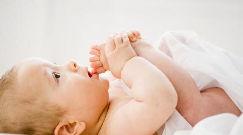 怎么保护宝宝牙,吃什么保护牙齿坚固