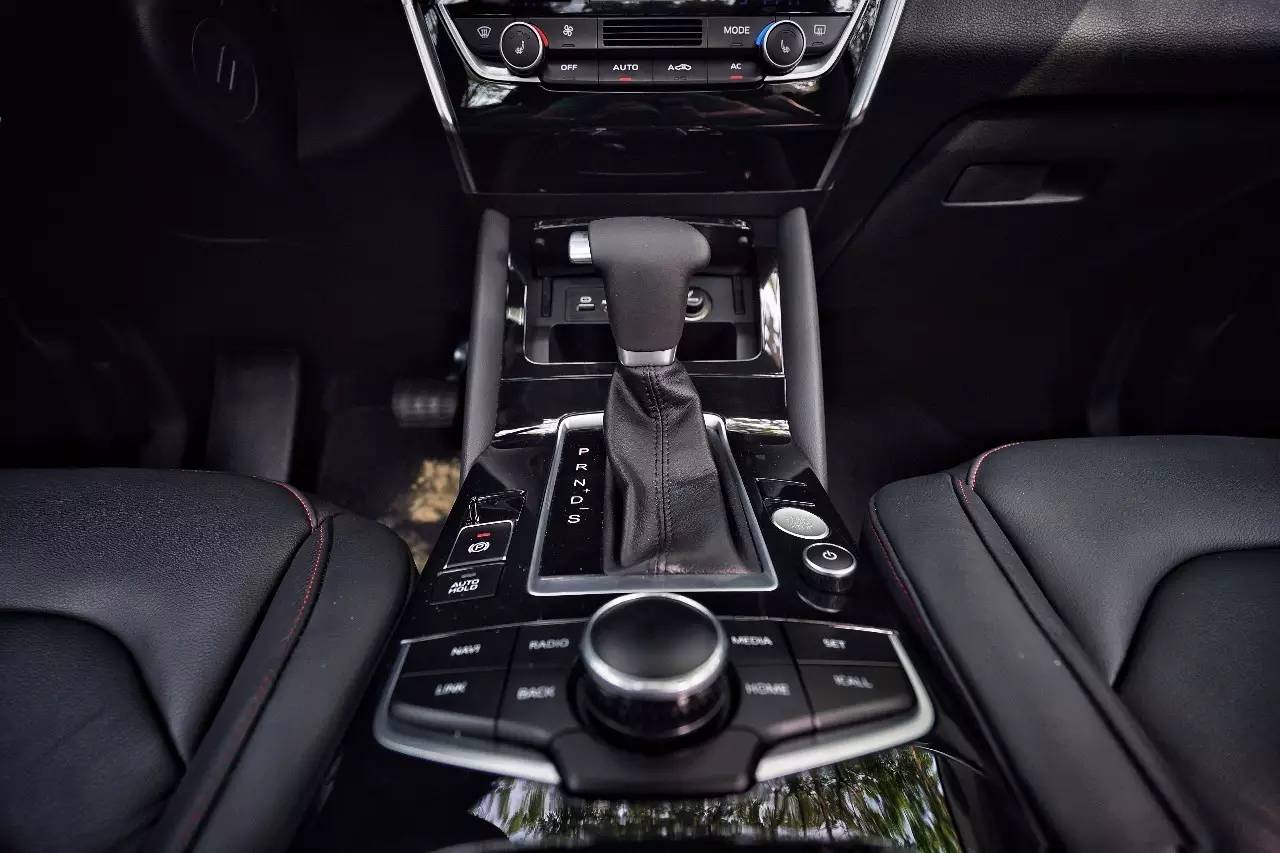 宝沃BX5国内首试为何比奥迪Q3开起来更加得心应手