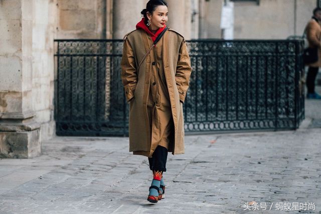 闭上眼也要买件风衣式马甲！