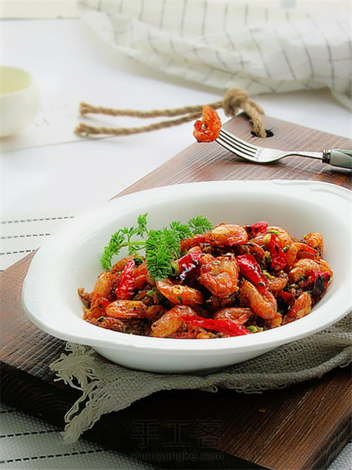 蒜香辣味虾做法,蒜香辣味虾制作