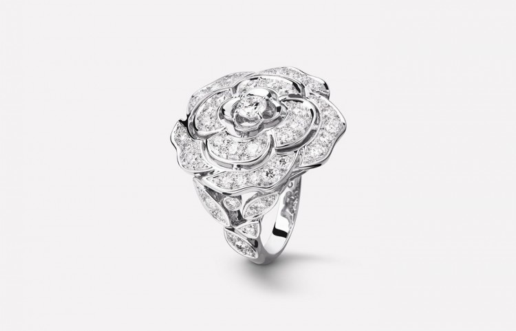 没有一款花元素珠宝你可能过了一个假春天